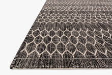 Load image into Gallery viewer, INDOOR/ OUDOOR BLACK AND GREY ISLE RUG BY LOLOI
